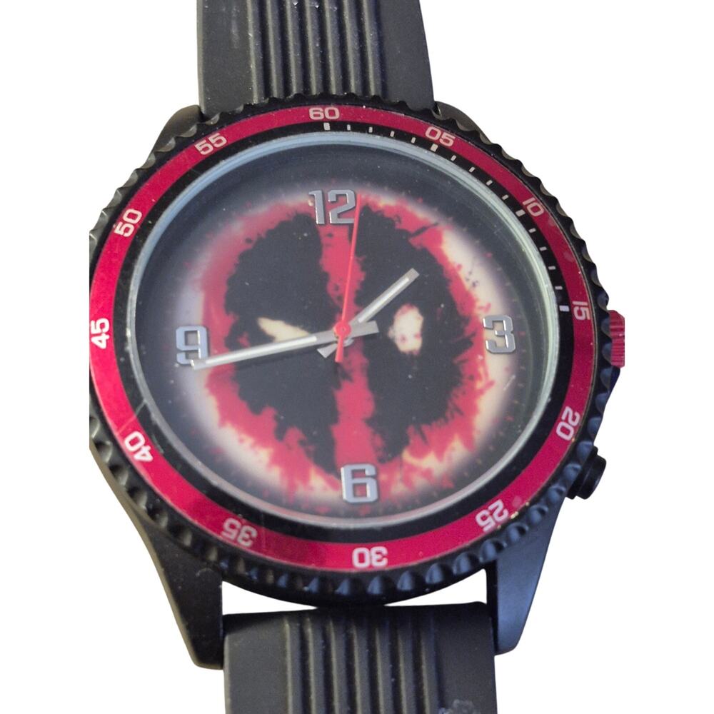 Official Marvel Deadpool Watch New Battery Sharp‎ 46 MM Unisex Fan Favorite